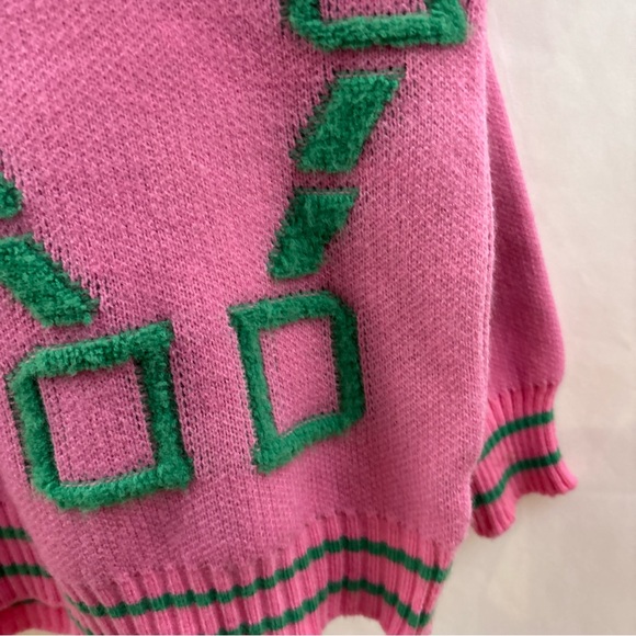 Alpha Kappa Alpha AKA Colors Sweater Thick And Comfy Sz Medium College Divine 9 - Picture 8 of 12